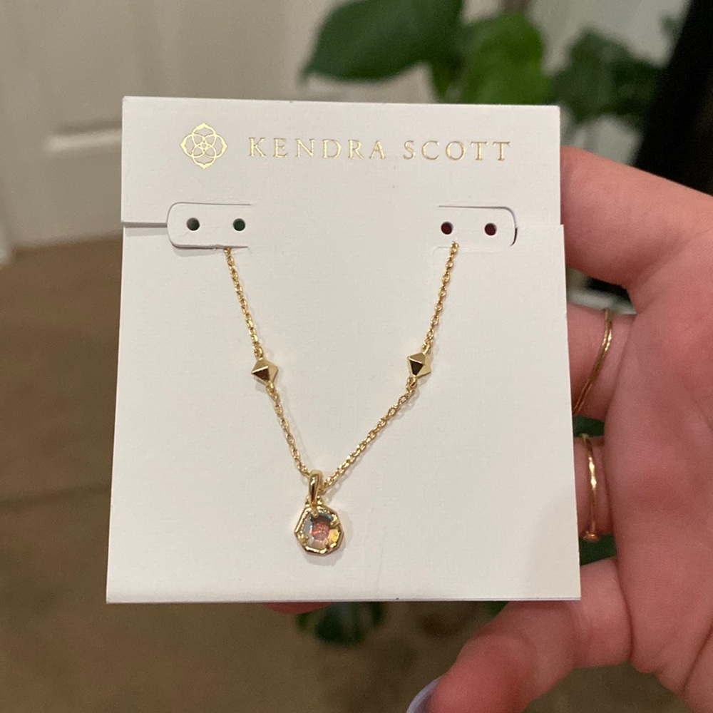 Iridescent brand new kendra scott